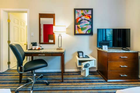 Quality Inn & Suites — photo 9