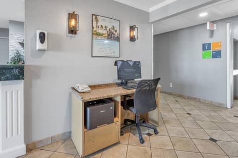 La Quinta Inn by Wyndham Cleveland Independence — photo 6
