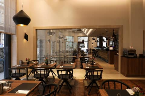 Continental Hotel Budapest — dining