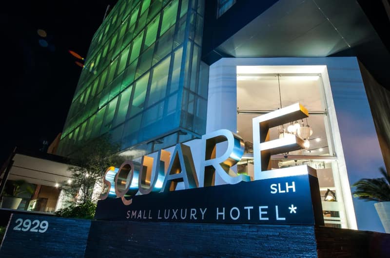 Square Small Luxury Hotel - Nuevo Consulado — building