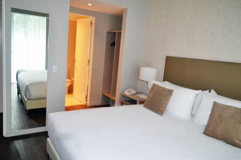 Dazzler by Wyndham Polo — photo 4