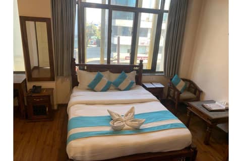 Hotel Tapas - Near Tribhuvan International Airport — hotel room