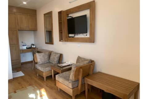 Hotel Tapas - Near Tribhuvan International Airport — hotel room