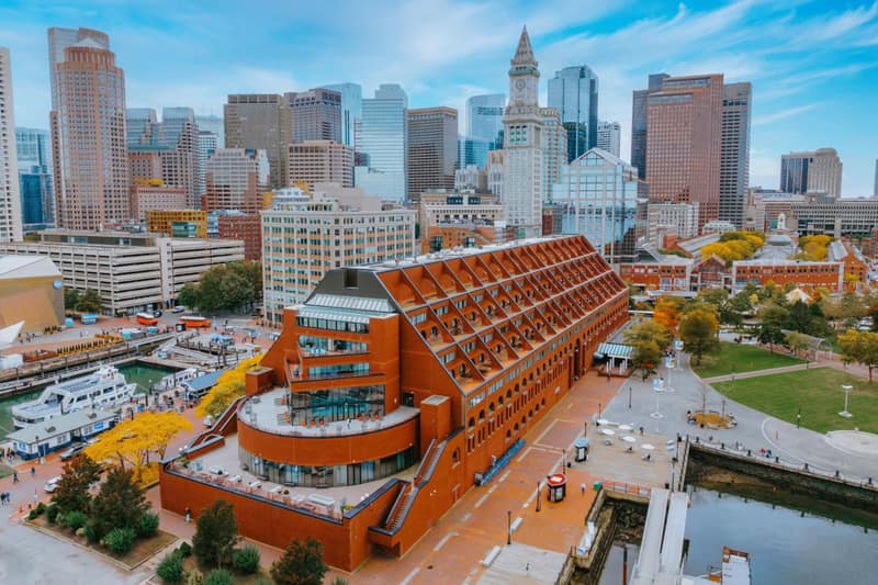 Boston Marriott Long Wharf — building
