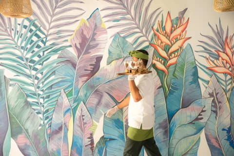 Prime Plaza Hotel Sanur – Bali — human