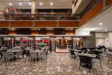 Prime Plaza Hotel Sanur – Bali — dining