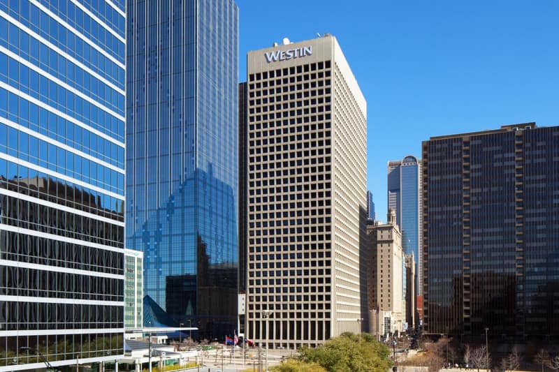 The Westin Dallas Downtown — building