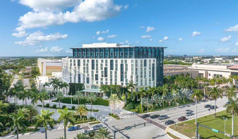 Hilton West Palm Beach — building
