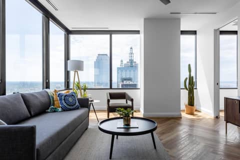 Mint House Dallas Downtown By Kasa — hotel room
