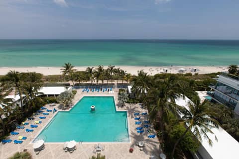 Sherry Frontenac Oceanfront — recepcion & lobby