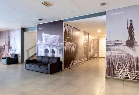 Hotel Plaza Génova Centro — recepcion & lobby