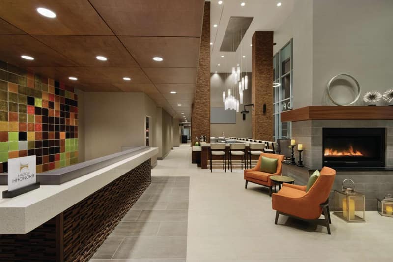 Hilton Garden Inn Calgary Downtown — photo 1
