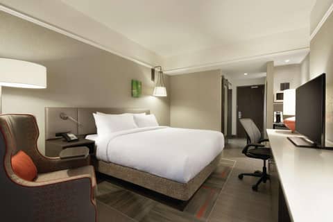 Hilton Garden Inn Calgary Downtown — photo 9