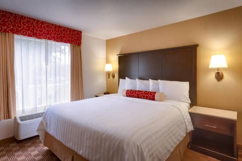 Cortona Inn and Suites Anaheim Resort — photo 6