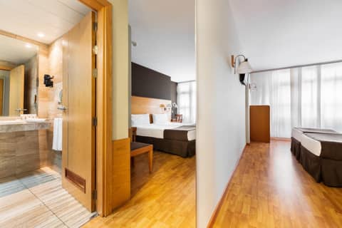 Exe Las Palmas — hotel room
