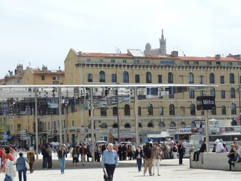 Escale Oceania Marseille Vieux Port — photo 3