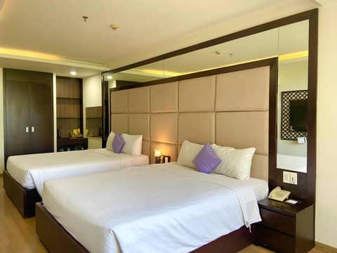 Pariat River Front Hotel — hotel room