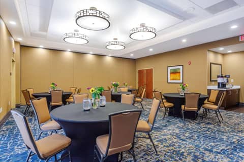 Hampton Inn Salt Lake City Downtown — photo 9
