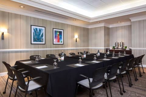 DoubleTree by Hilton Hotel Jacksonville Riverfront — photo 2