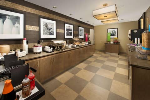 Hampton Inn & Suites San Antonio Northwest/Medical Center — photo 2