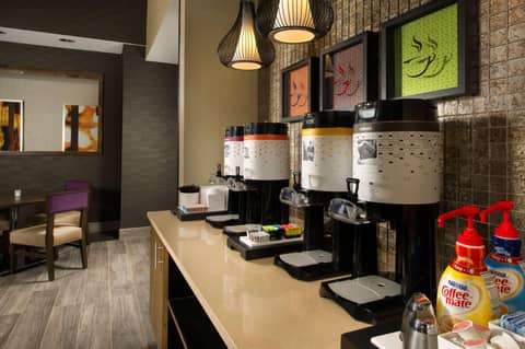 Hampton Inn & Suites San Antonio Northwest/Medical Center — photo 9