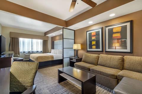 Best Western Plus Lackland Hotel and Suites. — photo 5