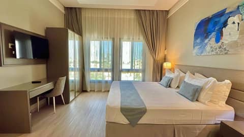 Loren Served Apartments Al corniche - Economic — hotel room