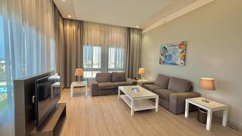 Loren Served Apartments Al corniche - Economic — hotel room