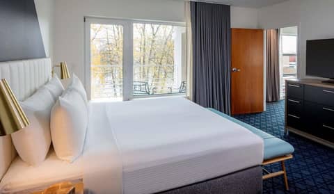 River's Edge Hotel Portland, Tapestry Collection by Hilton — photo 8