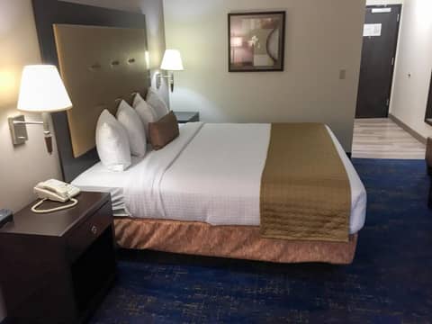 Best Western Plus Portland Airport Hotel & Suites — photo 9