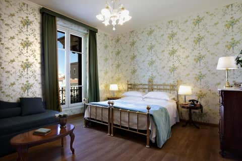 Hotel Pendini — hotel room