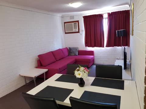 Perth City Apartment Hotel — hotel room