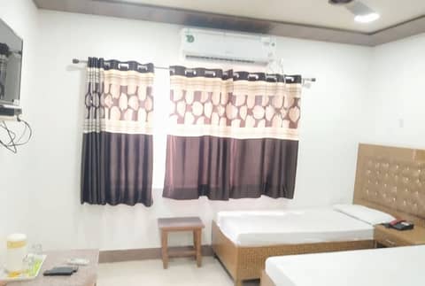 Hotel Taj Plaza — photo 8