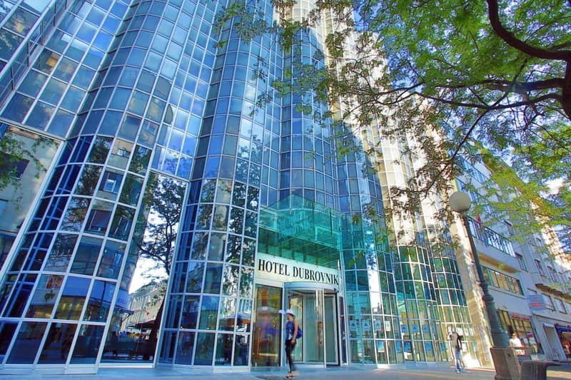 Hotel Dubrovnik — building