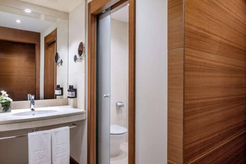 NH Collection Marbella — bathroom