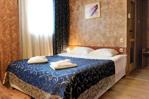 Hotel Akord - Free Parking & Metro Access — photo 2