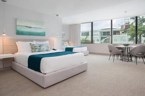 Hotel Mome — hotel room