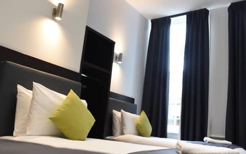 Trebovir Hotel — hotel room