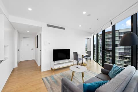 Brisbane One Apartments by CLLIX — photo 9