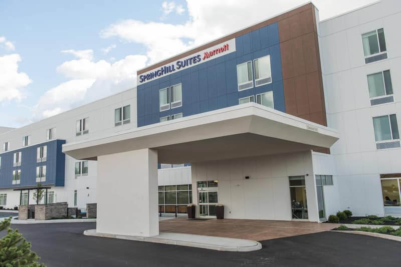 SpringHill Suites by Marriott Buffalo Airport — building