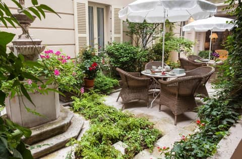Hotel d'Angleterre — balance & terrace