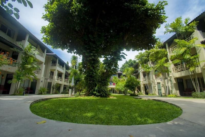 Natural Park Resort — building