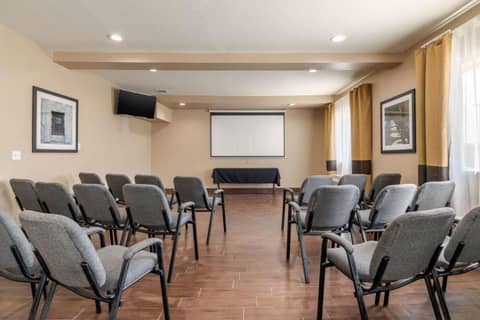 Comfort Suites San Antonio Airport North — photo 8