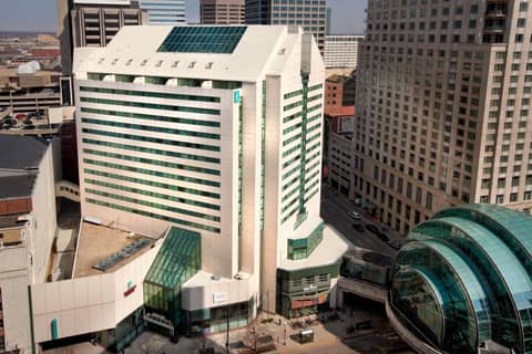 Embassy Suites by Hilton Indianapolis Downtown — photo 5