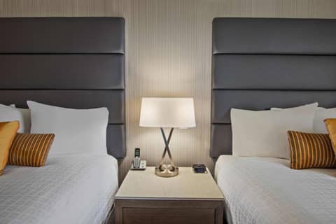 Best Western Premier Calgary Plaza Hotel & Conference Centre — photo 5