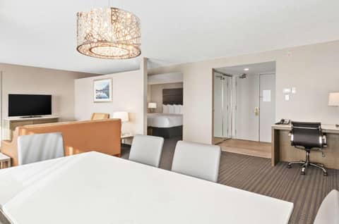Best Western Premier Calgary Plaza Hotel & Conference Centre — photo 6