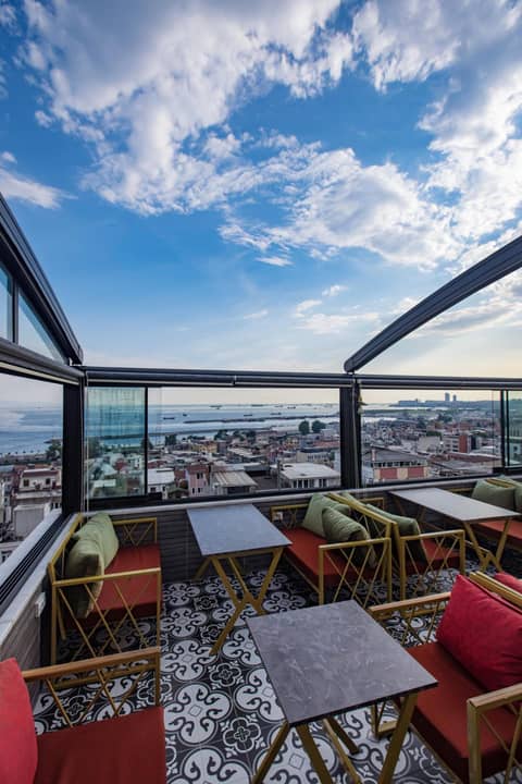 Grand Balyan Hotel & Restaurant — roof
