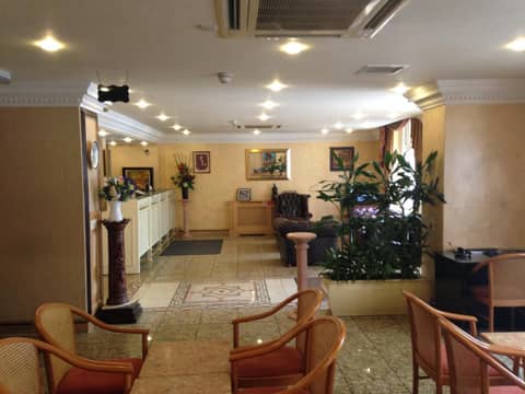 Troy Hotel — hotel reception