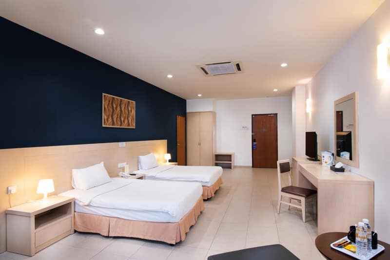 Golden View Serviced Apartments — photo 1
