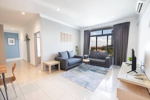 Golden View Serviced Apartments — photo 2